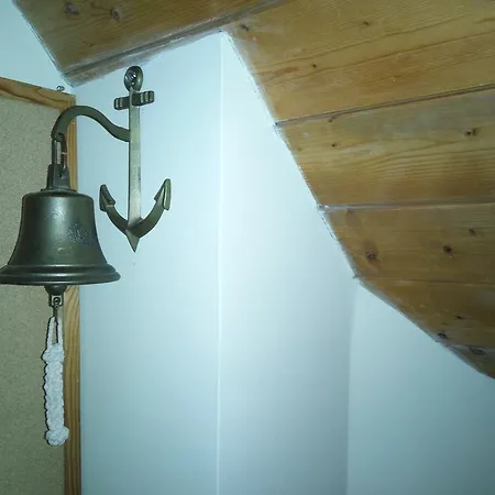 Viragvolgyi Piheno *